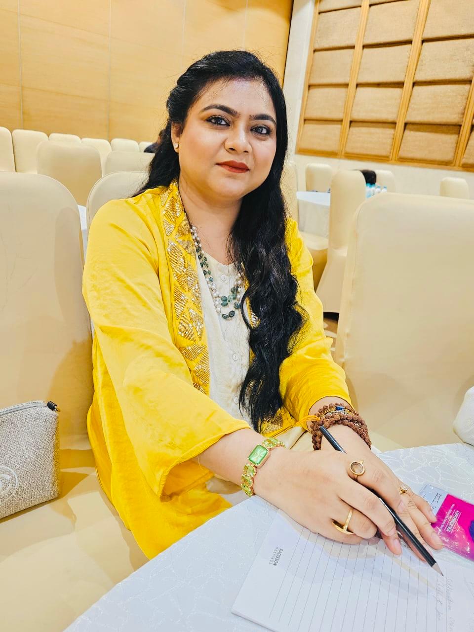 Portrait of Kirti Sethia Bengani, compassionate spiritual healer and guide